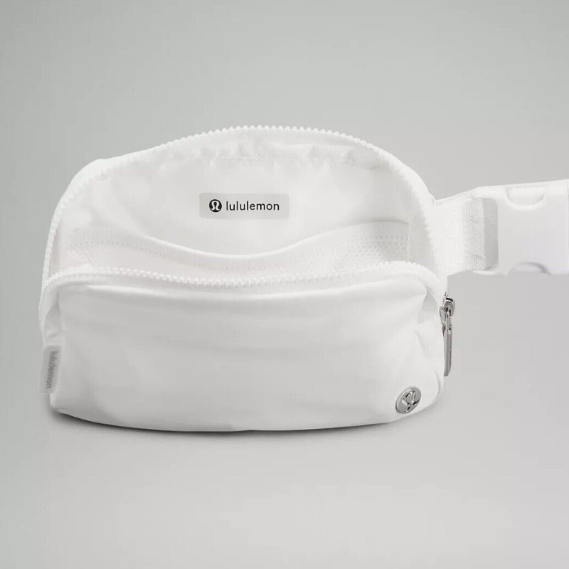 Everywhere Belt Bag 1L - White - lululemon leggings