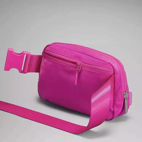 Lululemon Everywhere Belt Bag 1L - Sonic Pink - lululemon leggings